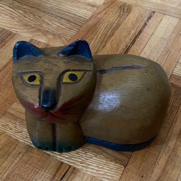 Handcrated hand carved Hand painted vintage Wooden Cat Kitty Figurine - Picture 2 of 13